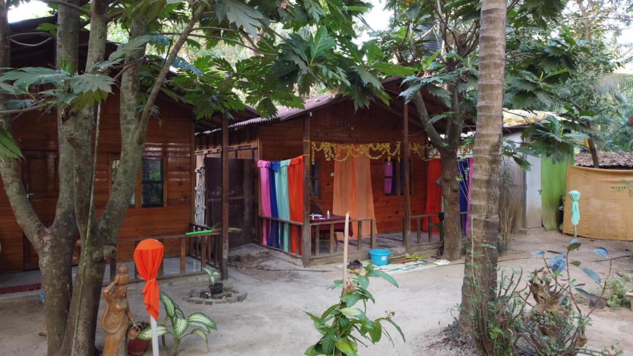 Bed and Breakfast Fernandes Bar And Restaurant à Canacona Extérieur photo