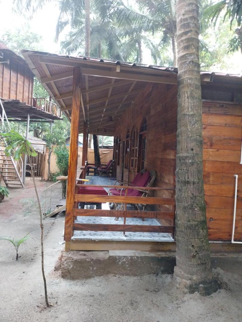 Bed and Breakfast Fernandes Bar And Restaurant à Canacona Extérieur photo